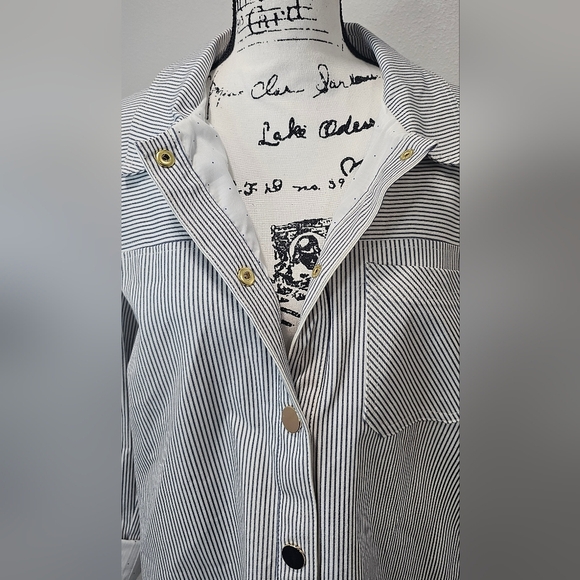 Chico’s Blue & White Striped Indigo Snap Front Jacket Roll Tab Sleeves, SZ 3 NWT - Picture 8 of 16